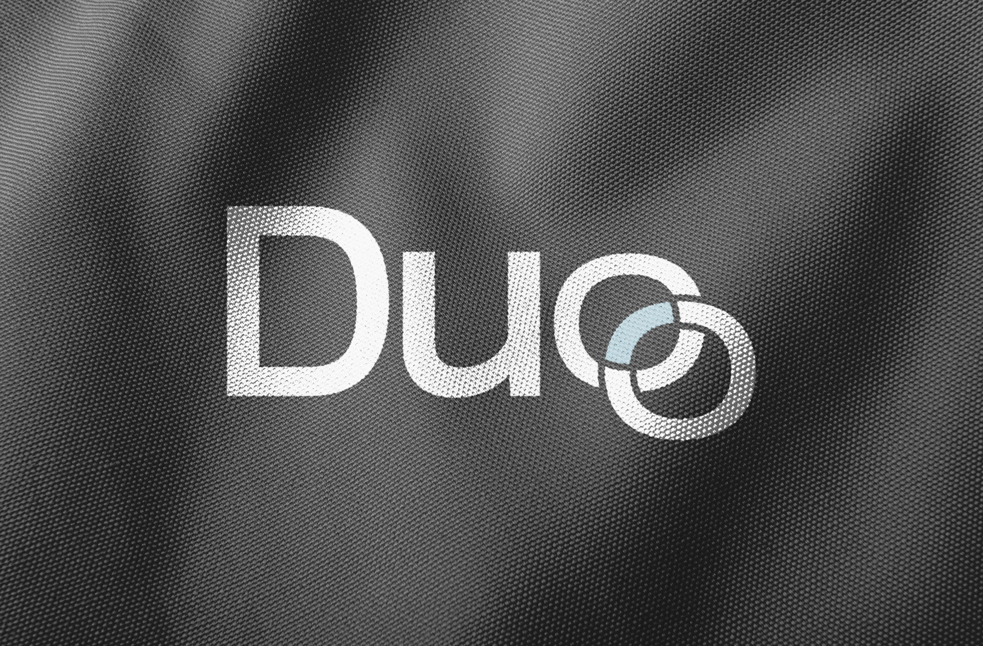 Duo-Logo duo logo mockup on fabric